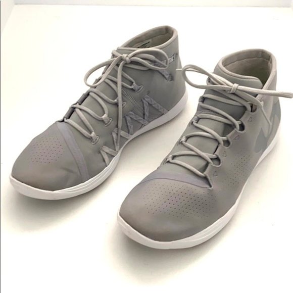 Under Armour Women's Street Precision Mid Shoe - Picture 9 of 14